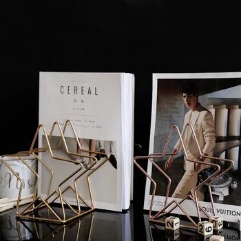 1PCS Nordic Light Luxury Iron Bear Desktop Bookshelf Magazine Storage Fashion Grid Books Decoration Storage Rack Star Bookshelf
1PCS Nordic Light Luxury Iron Bear Desktop Bookshelf Magazine Storage Fashion Grid Books Decoration Storage Rack Star Bookshelf