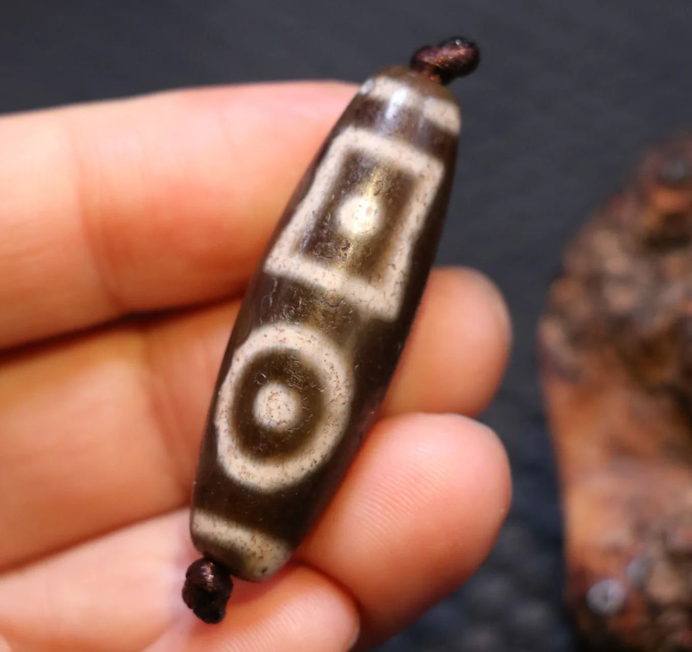Ultra Energy Tibetan Old Agate Heaven&Earth Symbol dZi Bead Amulet Fit For Making Bracelet Talisman 5A+ T UPD211202A15
Ultra Energy Tibetan Old Agate Heaven&Earth Symbol dZi Bead Amulet Fit For Making Bracelet Talisman 5A+ T UPD211202A15