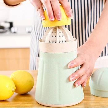 Wheat straw with lid portable manual apple lemon orange juice cup baby vegetable juice machine Portable handheld
Wheat straw with lid portable manual apple lemon orange juice cup baby vegetable juice machine Portable handheld