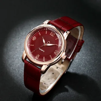 Luxury Women's Watches Top Brand Elegant Leather Quartz Wrist Watch For Female Ladies New Rose Gold Dial Clock montre femme 2020
Luxury Women's Watches Top Brand Elegant Leather Quartz Wrist Watch For Female Ladies New Rose Gold Dial Clock montre femme 2020