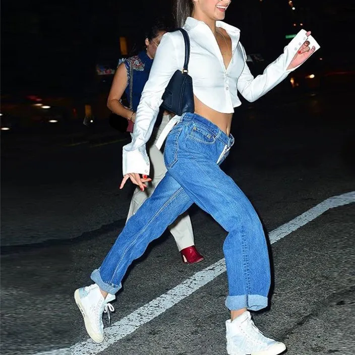 2019 Summer Backless Long Sleeve Sexy Crop Tops Women Turn-down Collar Bandage Solid T-Shirts Female Casual Tee
2019 Summer Backless Long Sleeve Sexy Crop Tops Women Turn-down Collar Bandage Solid T-Shirts Female Casual Tee