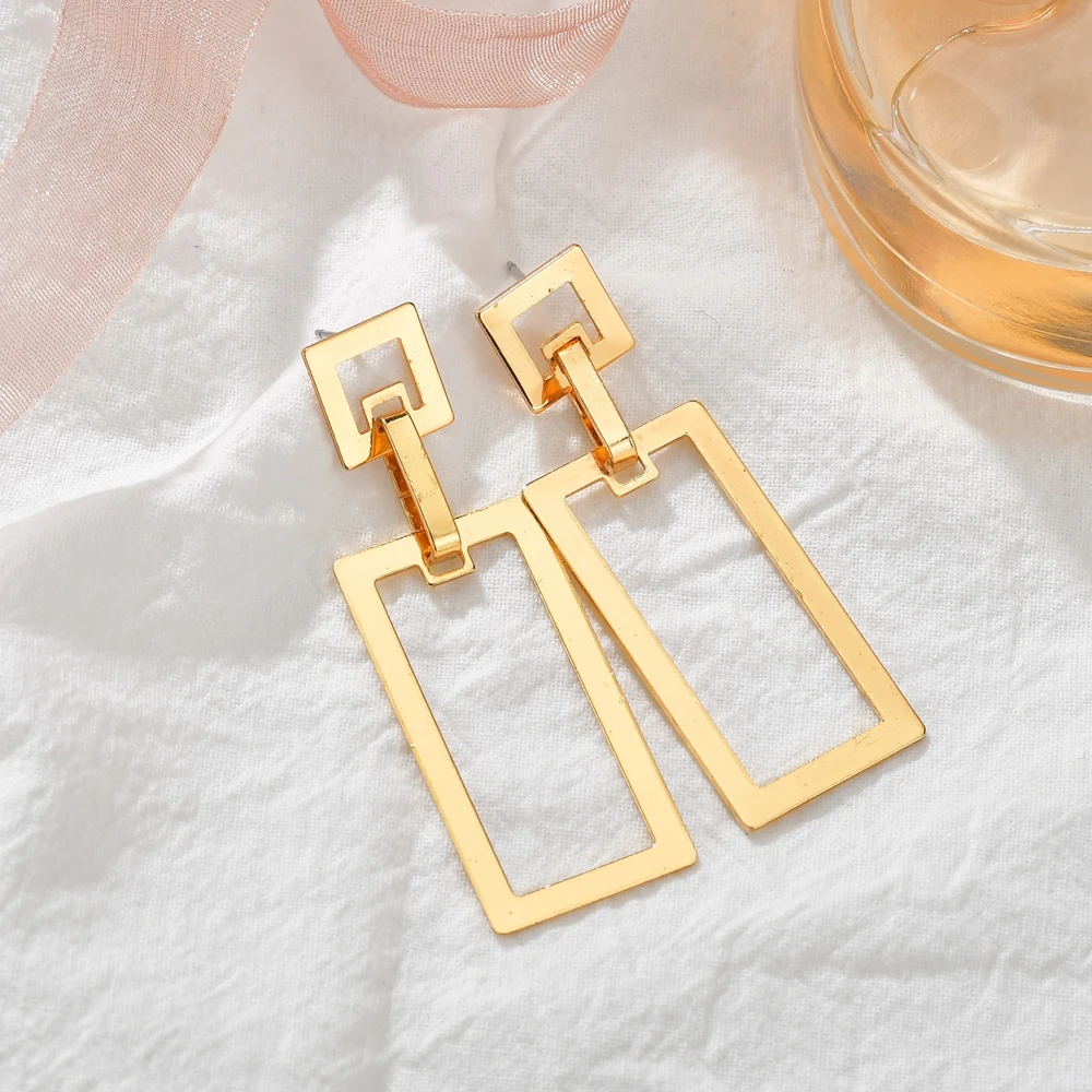Fashion Geometric Alloy Drop Earrings For Women 2019 Punk Dangle Jewelry Maxi Boho Rectangle Metal Earring Hanging Jewelry Gifts
Fashion Geometric Alloy Drop Earrings For Women 2019 Punk Dangle Jewelry Maxi Boho Rectangle Metal Earring Hanging Jewelry Gifts