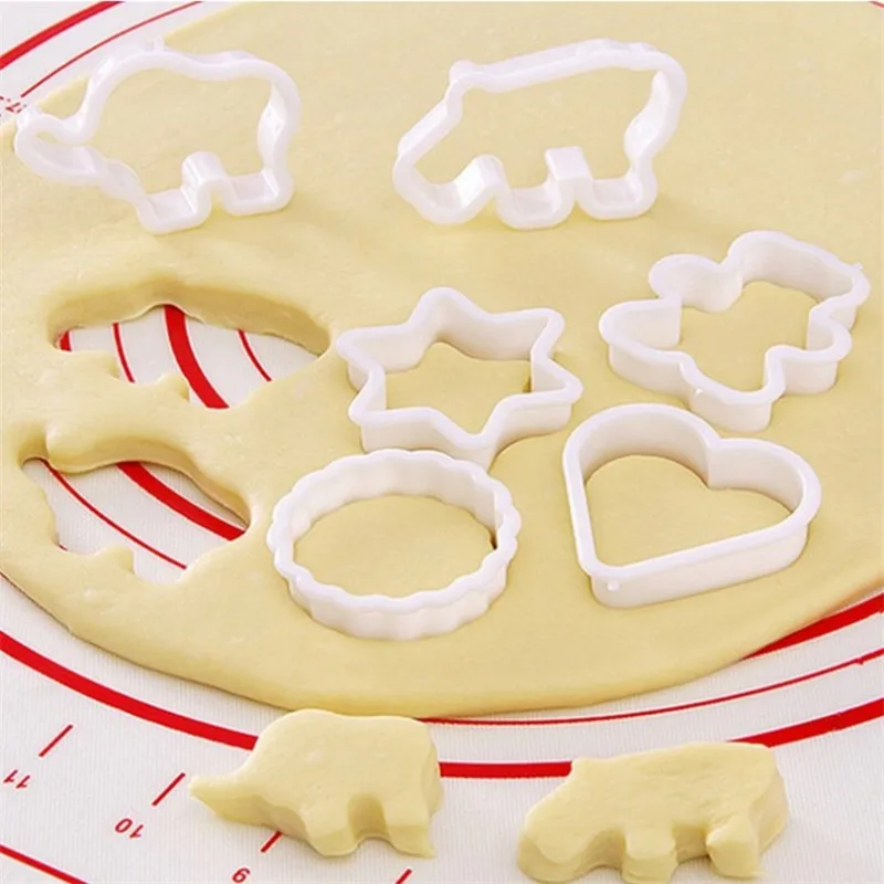 

6pcs/set Plastic Cartoon Cookie Mold Biscuits Cookie Cutter Set DIY Pastry Fondant Mold Sugarcraft Cake Mold Decorating Cutters