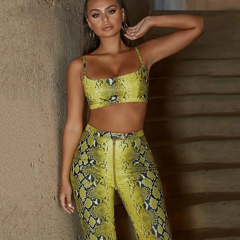 PFFLOOK Summer Two Piece Set 2019 Snake Print Bodycon 2 Piece Set Women Sexy Ladies 2 Piece Outfits For Women Streetwear Suit
PFFLOOK Summer Two Piece Set 2019 Snake Print Bodycon 2 Piece Set Women Sexy Ladies 2 Piece Outfits For Women Streetwear Suit