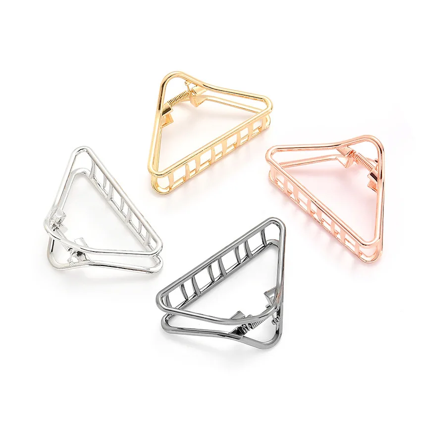 Good quality alloy crab for hair Metal Hair Claw Clips Gold Silver Alloy Geometric Hollow Out Triangle Hair Clamps for pony tail
Good quality alloy crab for hair Metal Hair Claw Clips Gold Silver Alloy Geometric Hollow Out Triangle Hair Clamps for pony tail