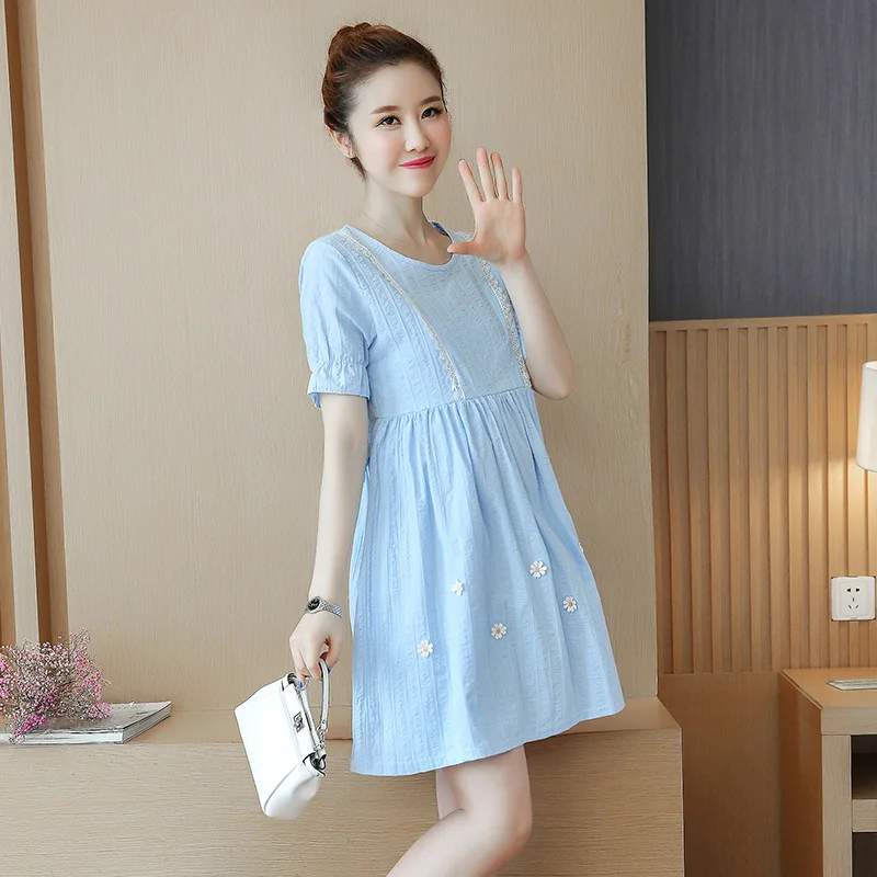 2019 summer new short sleeve postpartum women nursing cotton dress lace patchwork zipper breastfeeding dress lactation with belt
2019 summer new short sleeve postpartum women nursing cotton dress lace patchwork zipper breastfeeding dress lactation with belt