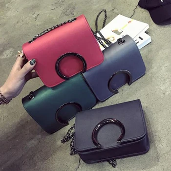 New 2019 Women Brand Joker Jelly Chain Shoulder Vogue for Teenage Girls Crossbody Makeup Cosmetics Bag Luxury Handbags Designer
New 2019 Women Brand Joker Jelly Chain Shoulder Vogue for Teenage Girls Crossbody Makeup Cosmetics Bag Luxury Handbags Designer