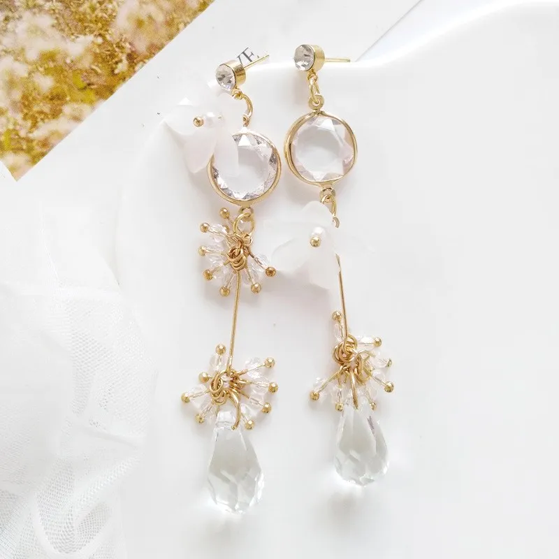 Korean New Purple Crystal Water Drop Dangle Earrings Trend Fashion Crysta Vintage Design Party Girl Statement Earring
Korean New Purple Crystal Water Drop Dangle Earrings Trend Fashion Crysta Vintage Design Party Girl Statement Earring