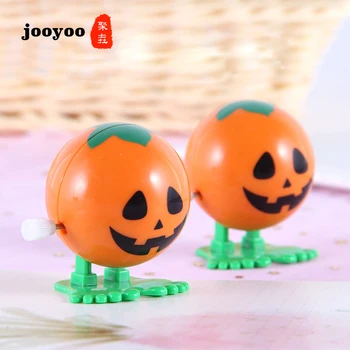 2pcs High Quality Nostalgic Children's Clockwork Toys On The Chain Jump Pumpkin Stalls Supply Gifts jooyoo
2pcs High Quality Nostalgic Children's Clockwork Toys On The Chain Jump Pumpkin Stalls Supply Gifts jooyoo