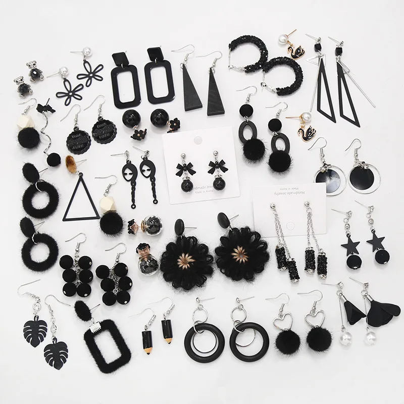 Korean geometric pearl earrings 2019 fashion black crystal bow stars round square hair ball pendant Boucle D'oreille Jewelry
Korean geometric pearl earrings 2019 fashion black crystal bow stars round square hair ball pendant Boucle D'oreille Jewelry