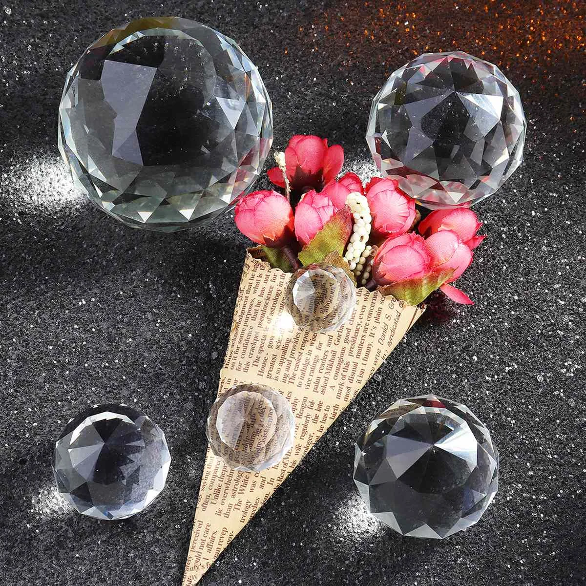 25/80MM Photography Crystal Ball Ornament FengShui Globe Divination Magic Glass Ball Home Decor Clear Crystal Solid Faceted Ball
25/80MM Photography Crystal Ball Ornament FengShui Globe Divination Magic Glass Ball Home Decor Clear Crystal Solid Faceted Ball