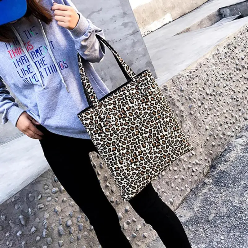 Ladies Shopping Shoulder Bags Design Handbags PU Leather Leopard Printed Women Casual Totes Ladies Handbags Bolsa Feminina
Ladies Shopping Shoulder Bags Design Handbags PU Leather Leopard Printed Women Casual Totes Ladies Handbags Bolsa Feminina