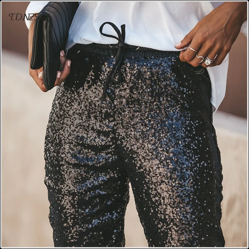 Sexy Sequin Mid Waist Pencil Pants For Women Drawstring Elastic PU Leather Patchwork Shiny Black Glitter Ankle Trouser Styles
Sexy Sequin Mid Waist Pencil Pants For Women Drawstring Elastic PU Leather Patchwork Shiny Black Glitter Ankle Trouser Styles