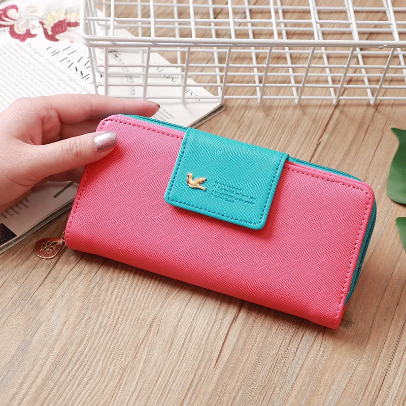 European And American Women's Wallet Long Fashion Bird Dark Buckle Wallet Large Capacity Multi-Function Hand Take Purse Leather
European And American Women's Wallet Long Fashion Bird Dark Buckle Wallet Large Capacity Multi-Function Hand Take Purse Leather