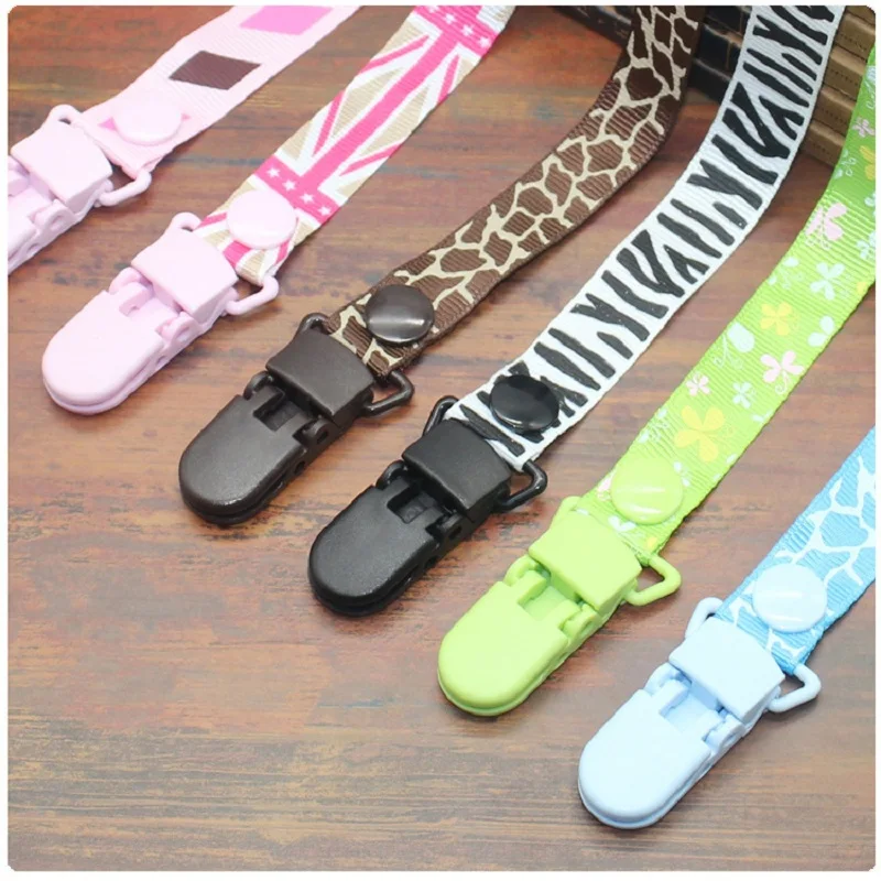 Newborn Baby Pacifier Clip Chain Anti-drop Rope Infant Nipple Feeding Anti-fall Pacifier Chain Clip Holder Safe Teether
Newborn Baby Pacifier Clip Chain Anti-drop Rope Infant Nipple Feeding Anti-fall Pacifier Chain Clip Holder Safe Teether