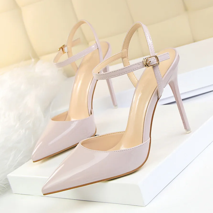 Summer Women Thin Heels Pumps Pointed High-heeled Sandal Patent Leather Sexy Slim Sandals OL Shoes Single Shoes DS-A0090
Summer Women Thin Heels Pumps Pointed High-heeled Sandal Patent Leather Sexy Slim Sandals OL Shoes Single Shoes DS-A0090