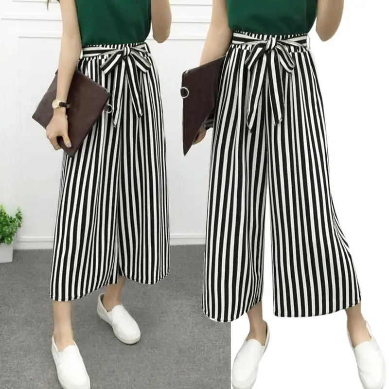 Women Casual Wide Leg Pants Black And White Striped Big Pants Pants Band Width Harem Pants
Women Casual Wide Leg Pants Black And White Striped Big Pants Pants Band Width Harem Pants