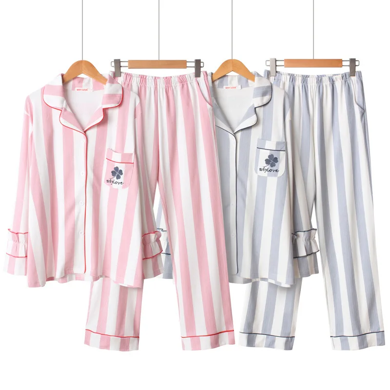 Spring New Cotton Sleepwear Long Sleeve Pajamas for Women Loose Vertical Stripe Embroidery Clover Printing Pyjamas Pink Pijama
Spring New Cotton Sleepwear Long Sleeve Pajamas for Women Loose Vertical Stripe Embroidery Clover Printing Pyjamas Pink Pijama