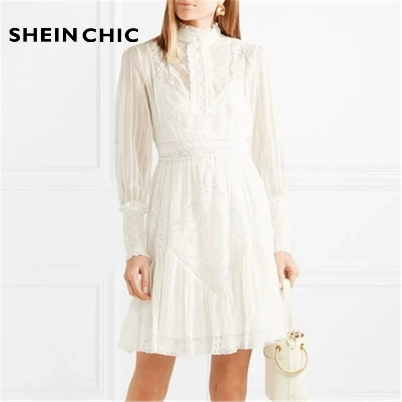 Vintage Lace A-Line Patchwork Dress Elegant Turtleneck Long Sleeve Perspective White Dress Runway 2019 Vestidos Verano
Vintage Lace A-Line Patchwork Dress Elegant Turtleneck Long Sleeve Perspective White Dress Runway 2019 Vestidos Verano
