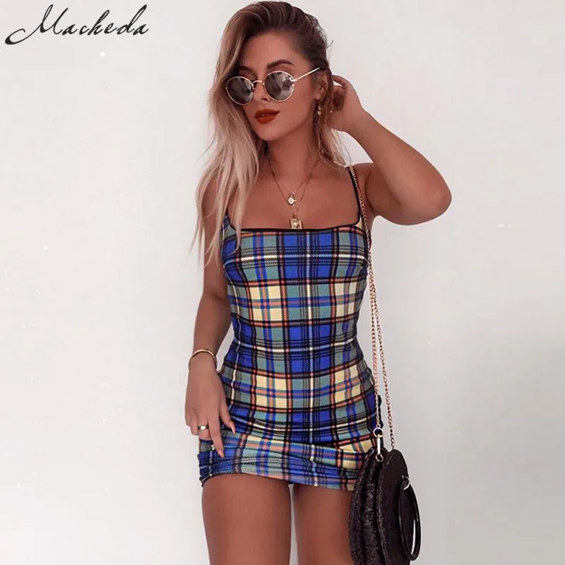 Sexy Summer Bandage Bodycon Dress Fashion New Women Lattice Midi Halter Sexy Sleeveless Club Party Casual Dresses Vestidos
Sexy Summer Bandage Bodycon Dress Fashion New Women Lattice Midi Halter Sexy Sleeveless Club Party Casual Dresses Vestidos