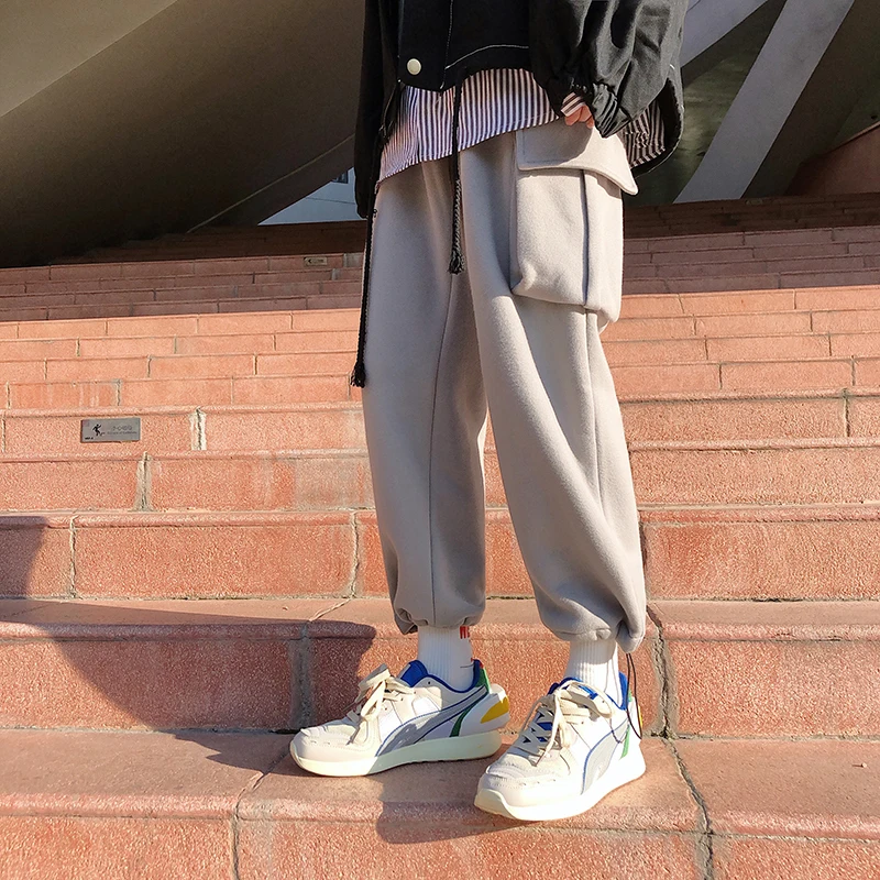 2018 Korean Winter Men's Fashion Thicken Increase Velvet Bound Feet Pants Elastic Waist Loose Casual Solid Color Trousers M-2XL
2018 Korean Winter Men's Fashion Thicken Increase Velvet Bound Feet Pants Elastic Waist Loose Casual Solid Color Trousers M-2XL