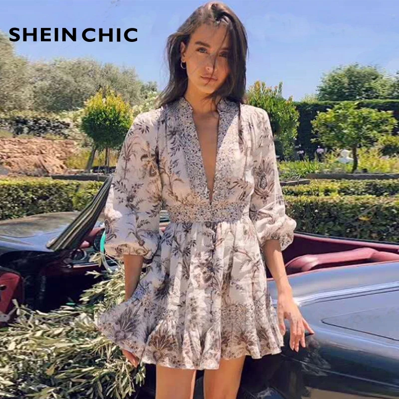 Vacation Bohemian Floral Printed Beach Dress 2019 Women Vintage V-neck Lantern Sleeve Short Dress Designer Runway Dress
Vacation Bohemian Floral Printed Beach Dress 2019 Women Vintage V-neck Lantern Sleeve Short Dress Designer Runway Dress