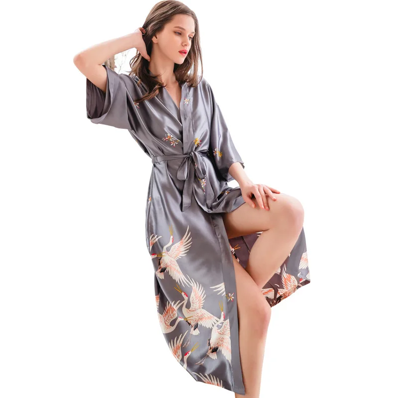 2019 Sleepwear Robe Female Imitation Silk Women Bathrobe Printing Dressing Gown Women's Nightgown Sexy Spring Robe
2019 Sleepwear Robe Female Imitation Silk Women Bathrobe Printing Dressing Gown Women's Nightgown Sexy Spring Robe