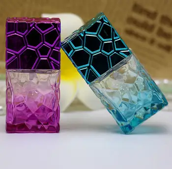 500pcs 30ml Square Atomizer Glass Perfume Bottle Portable UV Cap Spray Glass Perfume Bottle Water Cube Bottle new
500pcs 30ml Square Atomizer Glass Perfume Bottle Portable UV Cap Spray Glass Perfume Bottle Water Cube Bottle new