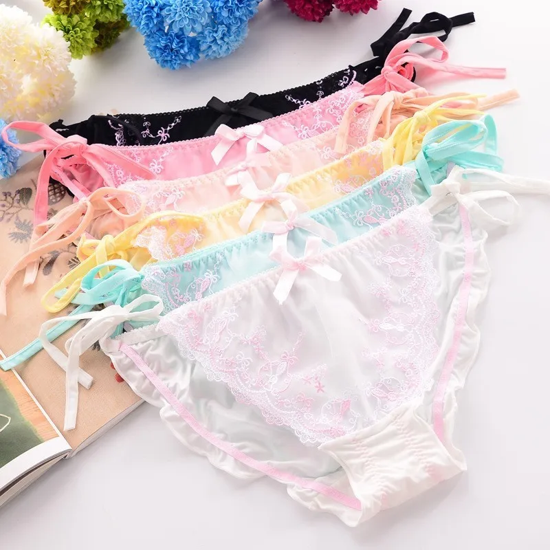 Lace Embroidered Ice Silk Panties Bow Tie Girl Cute Triangle Bottoms Small Fresh Sexy Temptation
Lace Embroidered Ice Silk Panties Bow Tie Girl Cute Triangle Bottoms Small Fresh Sexy Temptation