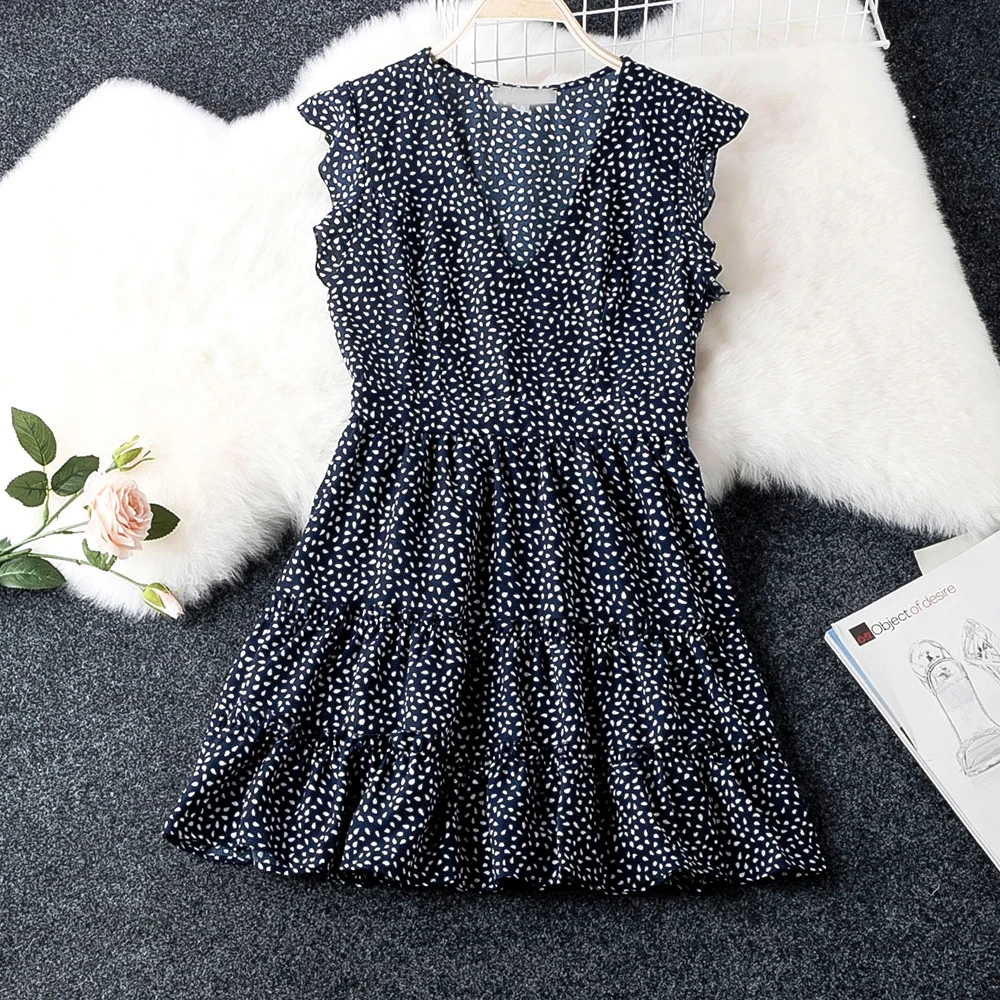 Summer 2019 New Print Frocks Women Dark Blue Deep V Neck Ruffle Hem Short Sleeve Womens Clothing Stylish Hot Sale Sexy Dress
Summer 2019 New Print Frocks Women Dark Blue Deep V Neck Ruffle Hem Short Sleeve Womens Clothing Stylish Hot Sale Sexy Dress