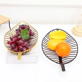 Nordic Style Drain Basket Leaf Shaped Fruit Basket Simple Candy Snack Storage Basket Living Room Table Fruit Plate Decoration
Nordic Style Drain Basket Leaf Shaped Fruit Basket Simple Candy Snack Storage Basket Living Room Table Fruit Plate Decoration