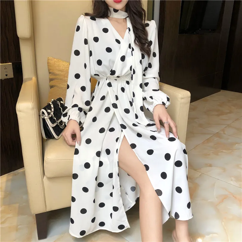 2019 Chic Dress Vintage Women Dot Point High Waist Long Sleeve Knee Length Dress Spring Elegant V-neck A-Line Lady Office Dress
2019 Chic Dress Vintage Women Dot Point High Waist Long Sleeve Knee Length Dress Spring Elegant V-neck A-Line Lady Office Dress