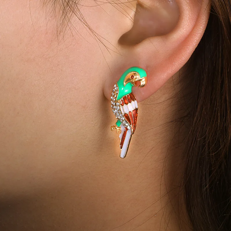 2019 Cross Border New Pattern Fashion Metal Geometry Diamon Colour Parrot Animal Earrings Ear bird gold party Nail Earring
2019 Cross Border New Pattern Fashion Metal Geometry Diamon Colour Parrot Animal Earrings Ear bird gold party Nail Earring