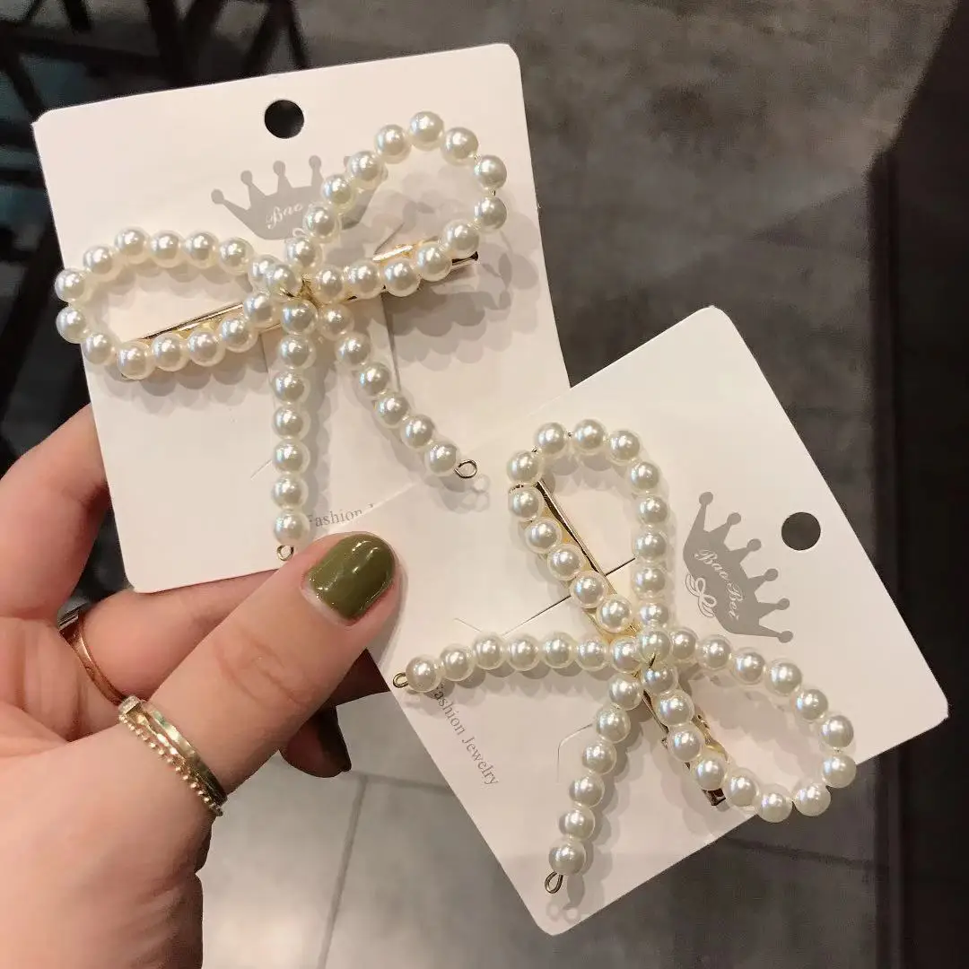 Korean Bow Pearl Hair Pin Vintage Girls Alligator Clips Alloy Women Ponytail Bangs Barrettes Hairgrips Fashion Headwear
Korean Bow Pearl Hair Pin Vintage Girls Alligator Clips Alloy Women Ponytail Bangs Barrettes Hairgrips Fashion Headwear