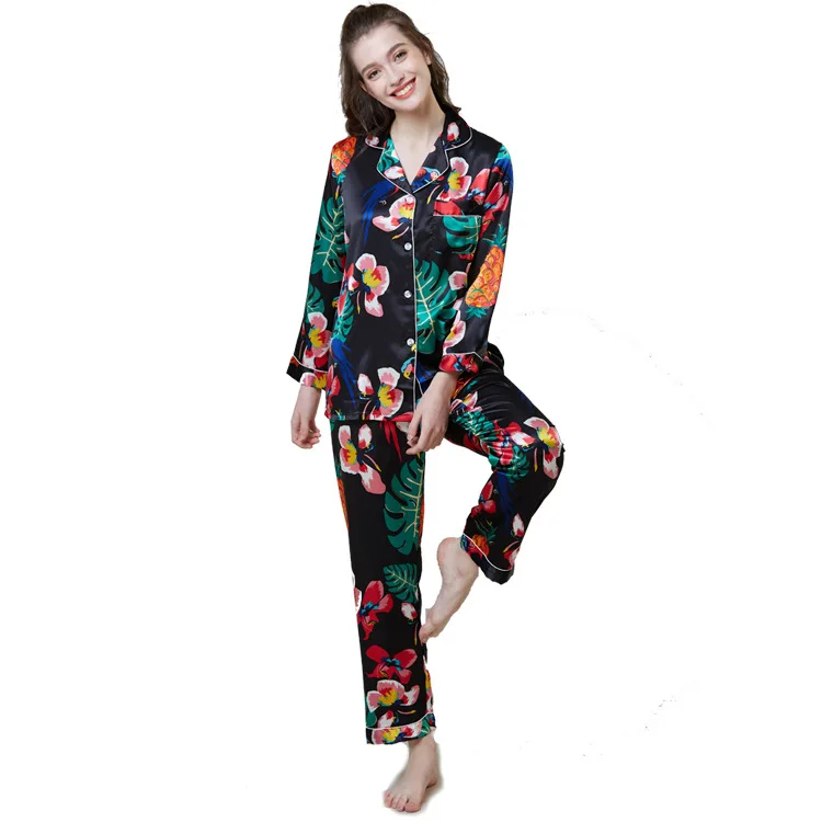 Simulation Silk Pajamas For Women Spring And Summer Long-sleeved Tops With Trousers Two-piece Suit Homewear Pijama Unicornio
Simulation Silk Pajamas For Women Spring And Summer Long-sleeved Tops With Trousers Two-piece Suit Homewear Pijama Unicornio