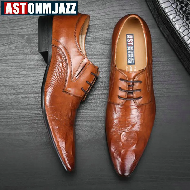 Men Leather Casual Wedding Shoe Genuine Leather Shoes Men Formal Brogue Shoe Black Genuine Leather Oxford Shoes For Men Big Size
Men Leather Casual Wedding Shoe Genuine Leather Shoes Men Formal Brogue Shoe Black Genuine Leather Oxford Shoes For Men Big Size