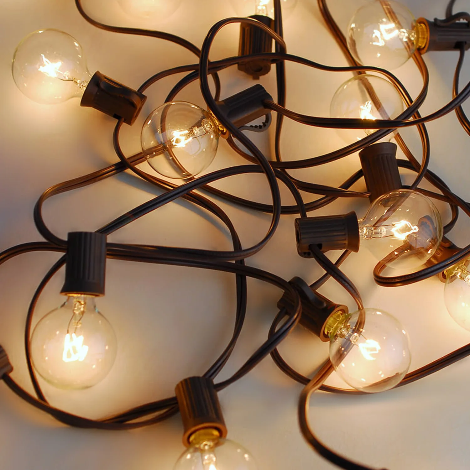 Globe Christmas Festoon Fairy Lights Big Ball String Lights For Holiday Wedding Party Decoration
Globe Christmas Festoon Fairy Lights Big Ball String Lights For Holiday Wedding Party Decoration