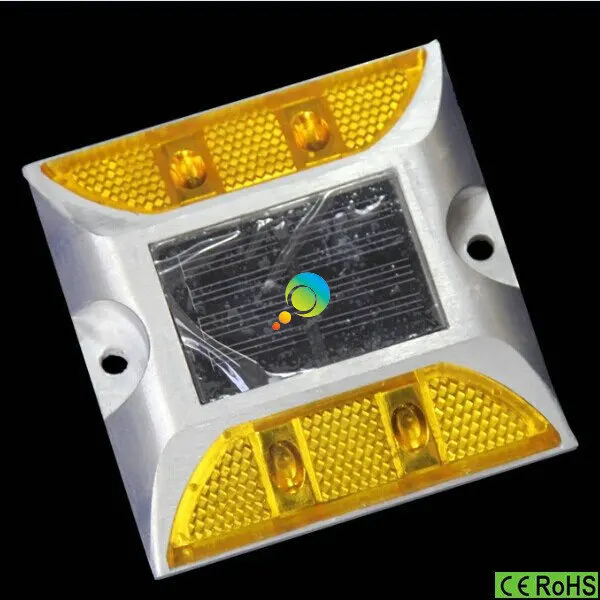 Aluminum Housing Waterproof Solar Road Stud With Yellow Led Light 3m Reflector Road Marker
Aluminum Housing Waterproof Solar Road Stud With Yellow Led Light 3m Reflector Road Marker