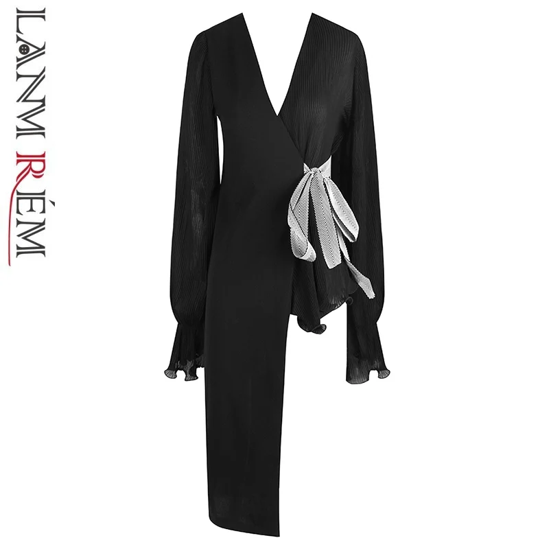 LANMREM 2019 New Temperament Flare Long Sleeve Irregular Black White Shirt For Women Spring Ladies Bandage Waist Blouse YG704
LANMREM 2019 New Temperament Flare Long Sleeve Irregular Black White Shirt For Women Spring Ladies Bandage Waist Blouse YG704