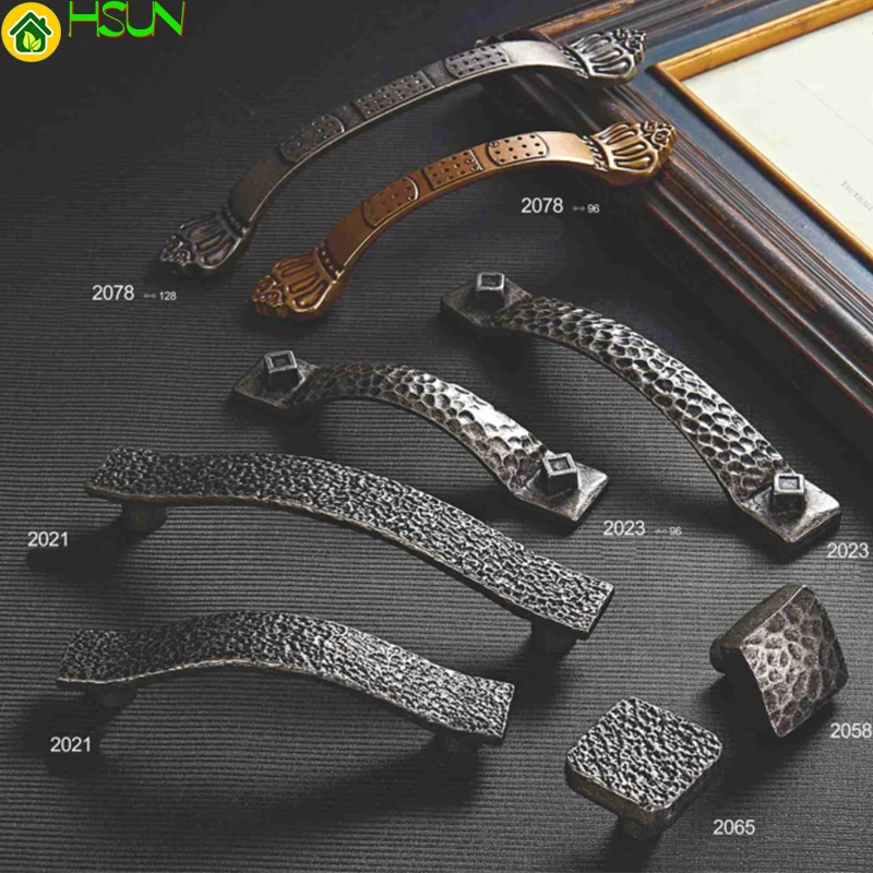 1 pc Vintage handles furniture for kitchen cabinet handle wardrobe knob retro black drawer pulls furniture hardware
1 pc Vintage handles furniture for kitchen cabinet handle wardrobe knob retro black drawer pulls furniture hardware