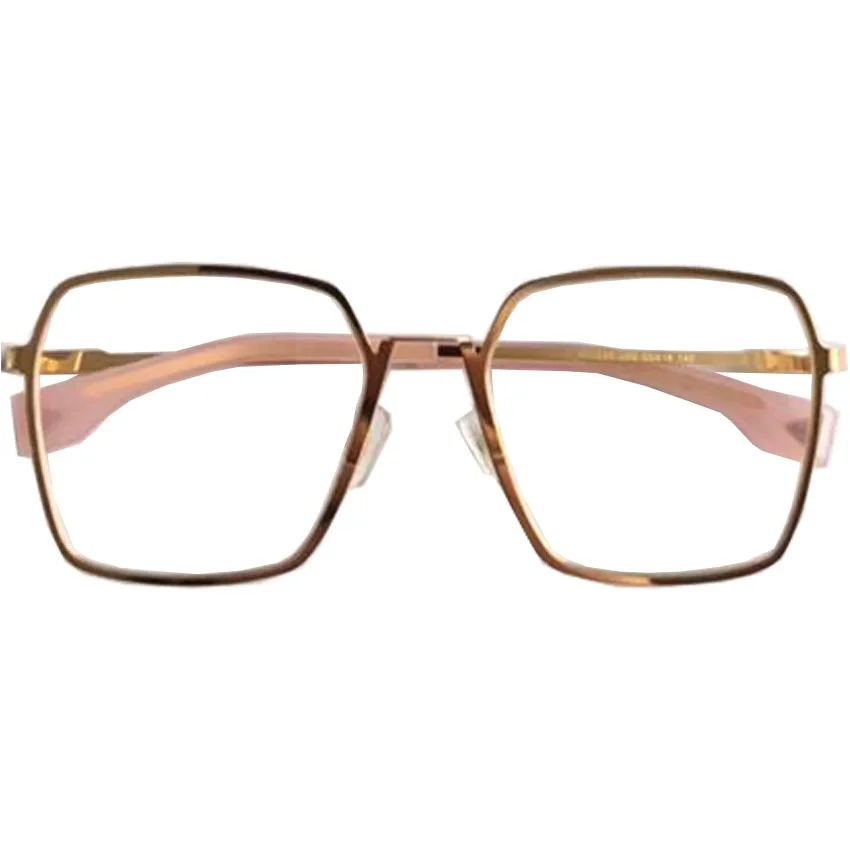 Luxury Brand Designer Woman Glasses Optical Frames Metal Square Glasses Frame Clear lens Eyeware Black Silver Gold Eye Glass
Luxury Brand Designer Woman Glasses Optical Frames Metal Square Glasses Frame Clear lens Eyeware Black Silver Gold Eye Glass