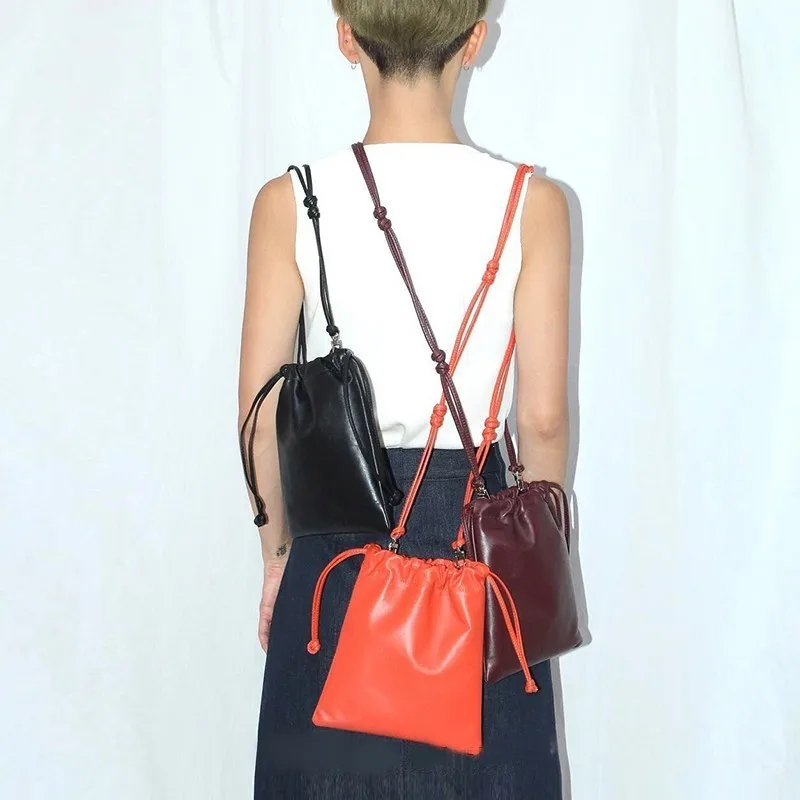 Super Seabob 2019 New Woman Fashion Faux Leather Shoulder Bag Women Casual Pu Soft Crossbody Bags Female Messenger Bags OE566
Super Seabob 2019 New Woman Fashion Faux Leather Shoulder Bag Women Casual Pu Soft Crossbody Bags Female Messenger Bags OE566