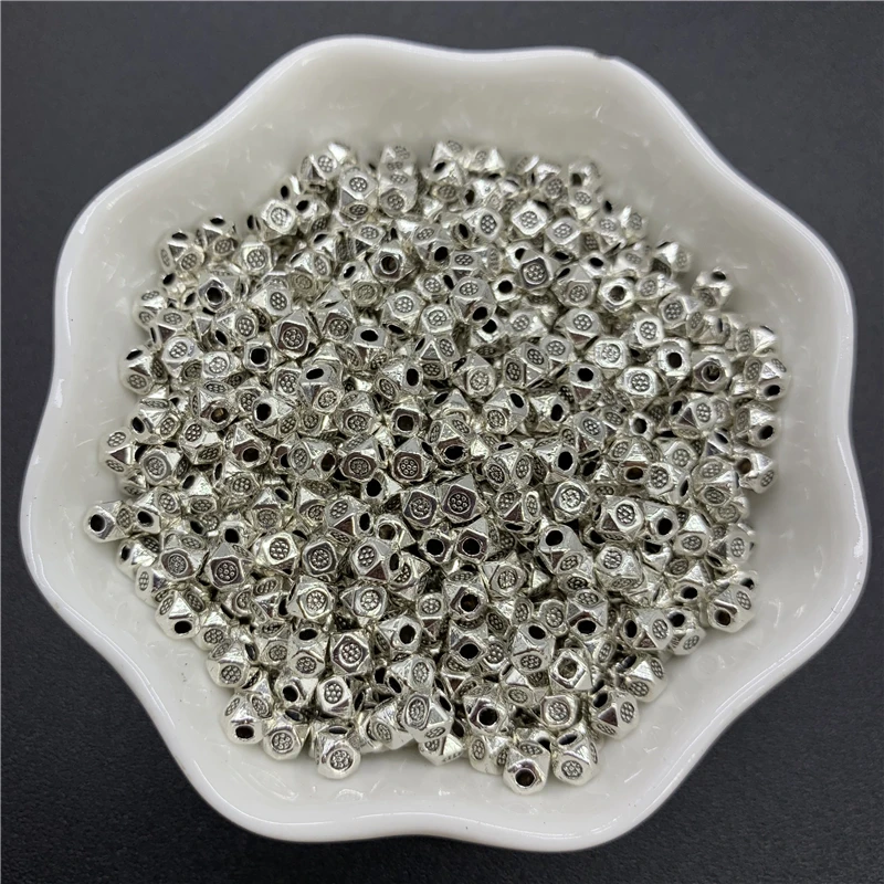 100pcs 4x4mm Alloy Beads Cap Ancient Silver Charms Beads Shape Pendant Charms For Jewelry Making DIY Accessories PJ059
100pcs 4x4mm Alloy Beads Cap Ancient Silver Charms Beads Shape Pendant Charms For Jewelry Making DIY Accessories PJ059