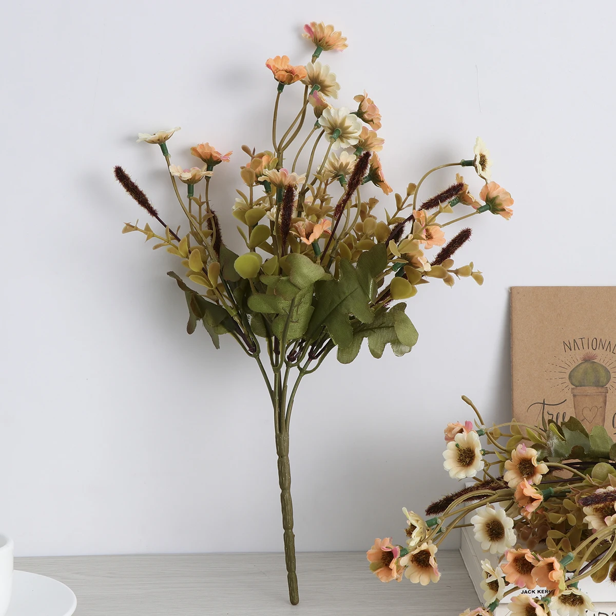 Artificial Daisy Flowers Bouquet Plant Bundle for Home Office Garden Patio Decoration (Orange)
Artificial Daisy Flowers Bouquet Plant Bundle for Home Office Garden Patio Decoration (Orange)