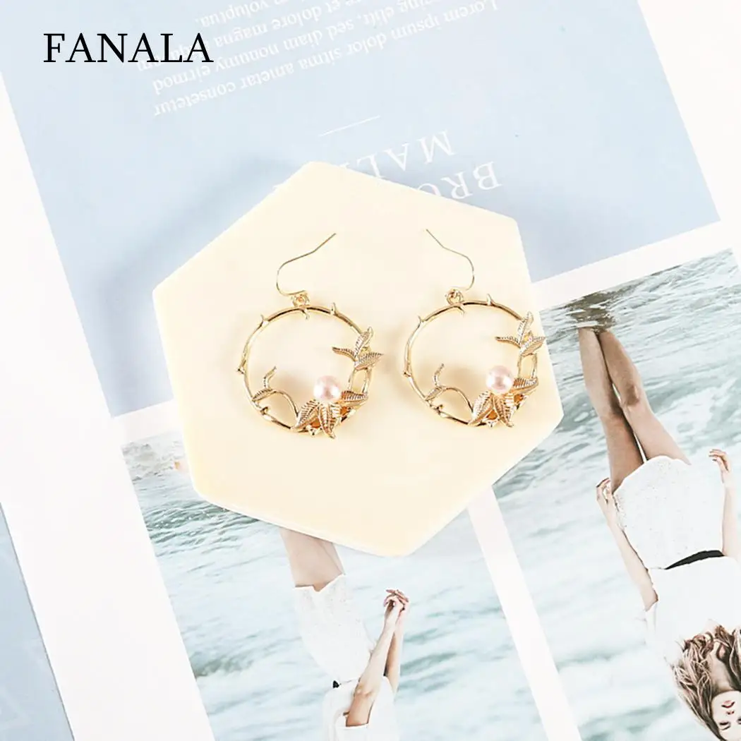 Elegant Big Circle Flower Leaves Pearl Earrings Party, Wedding, Everyday Women Fashion Jewelry Gold
Elegant Big Circle Flower Leaves Pearl Earrings Party, Wedding, Everyday Women Fashion Jewelry Gold