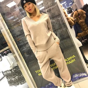 Women TWO PIECE SET Knitted Sweater Suit V Neck Joggers Trousers Lounge Wear Female Tracksuit Pullover Blouse Jumper Top Spring
Women TWO PIECE SET Knitted Sweater Suit V Neck Joggers Trousers Lounge Wear Female Tracksuit Pullover Blouse Jumper Top Spring
