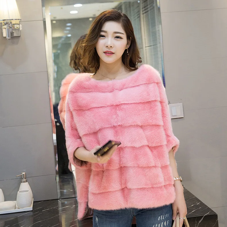 SARSALLYA Real Mink Fur Coat Winter And Autumn Women O-Neck Pullover Bat Shirt Loose Jacket Real Fur Mink Vest
SARSALLYA Real Mink Fur Coat Winter And Autumn Women O-Neck Pullover Bat Shirt Loose Jacket Real Fur Mink Vest