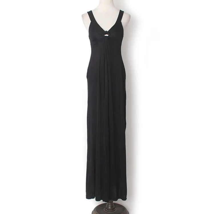 YUNINYOYO So slippery and elegant Chest square scarf buckle design low V slim front fork long Sleeveless dress
YUNINYOYO So slippery and elegant Chest square scarf buckle design low V slim front fork long Sleeveless dress