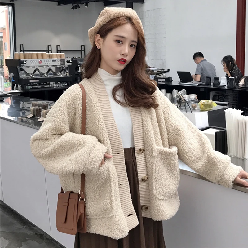 Autumn Winter Lambswool Jackets Women Korean Loose Thick Long Sleeve Single Breasted Cardigans Female Warm Knit Tops
Autumn Winter Lambswool Jackets Women Korean Loose Thick Long Sleeve Single Breasted Cardigans Female Warm Knit Tops