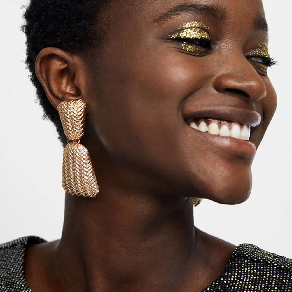 JUST FEEL New Geometric Drop Dangle Earrings Gold Color Punk Vintage Big Long Earring For Women Boho Maxi Fashion Jewelry Bijoux
JUST FEEL New Geometric Drop Dangle Earrings Gold Color Punk Vintage Big Long Earring For Women Boho Maxi Fashion Jewelry Bijoux
